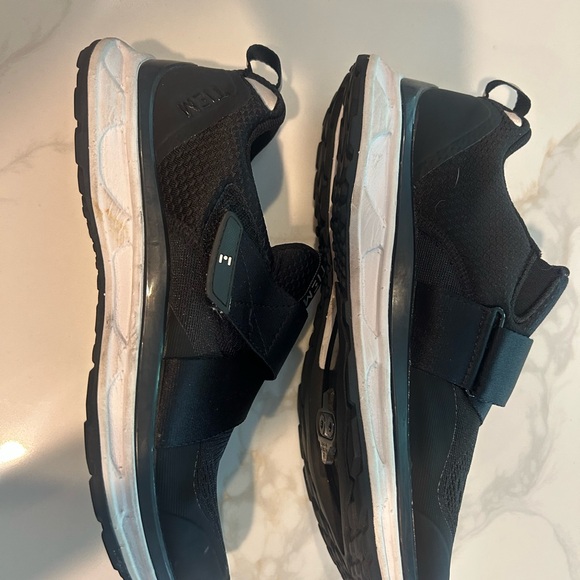 Tiem Slipstream Indoor Cycling Shoes - Picture 2 of 9